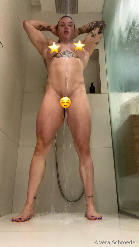 Verini xxx nackte galerie