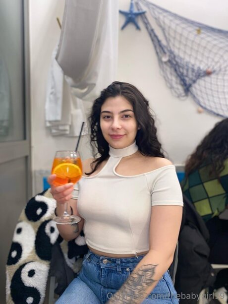 Thebabygirl19 schöne xxx archiv