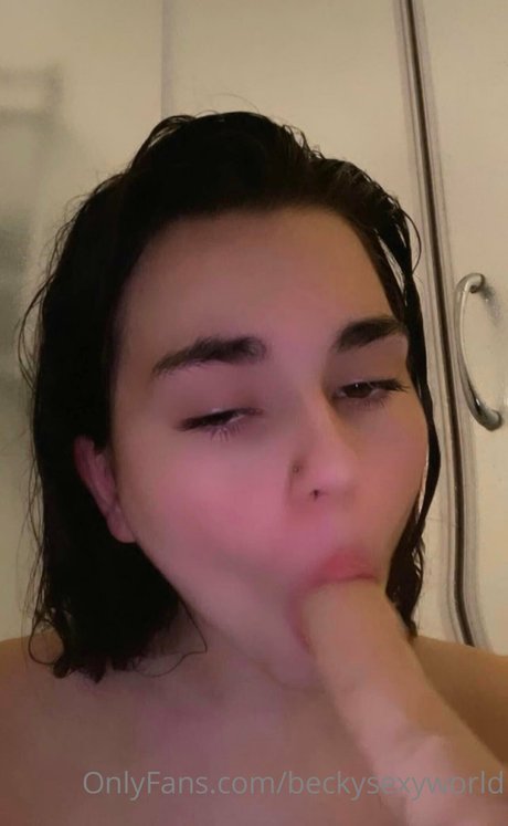 Rebecca St Pierre hübsche erotische bilder