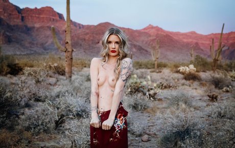 Piper CJ beste nackten foto