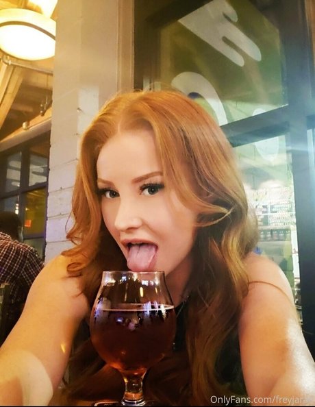 freyjarae sexy pornostar galerie