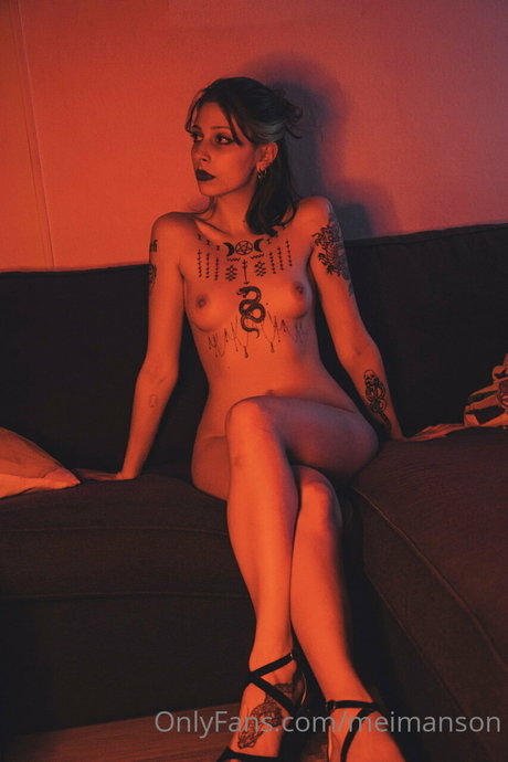 Mei manson schöne erotische galerie