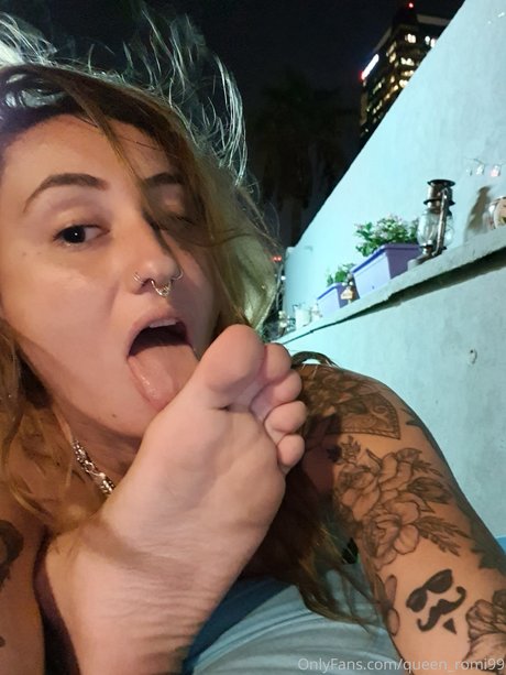 Mistress Romi exklusive bild