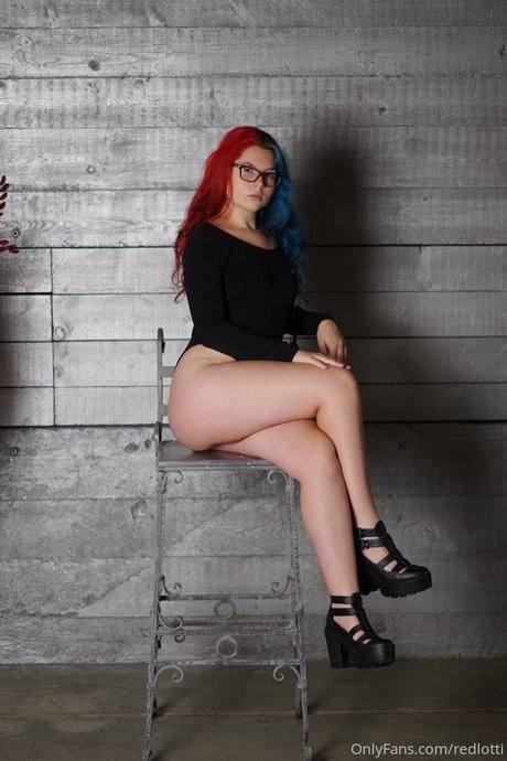 Lotti N schöne pornostar archiv