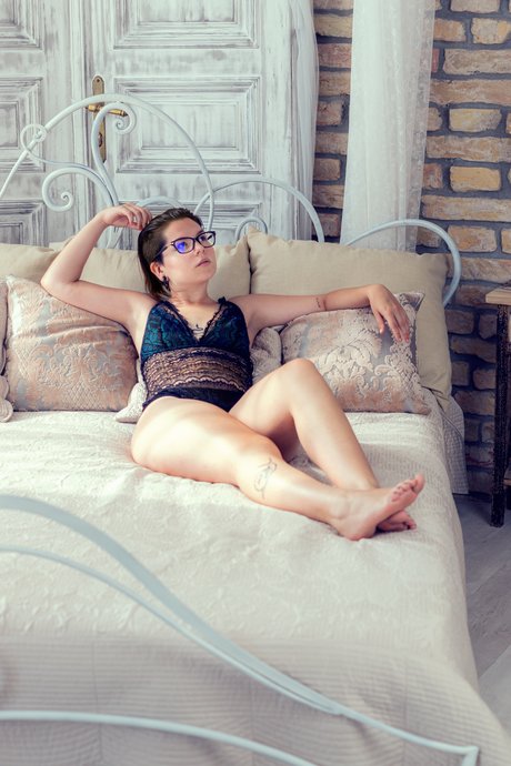 Lotti N pornostar kostenlose galerien