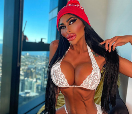 Tarajayn3 xxx pornostar galerie