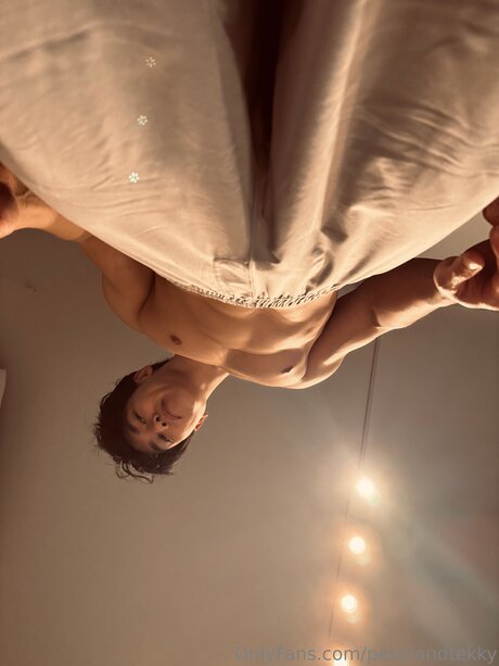 Peterandtekky Bilder