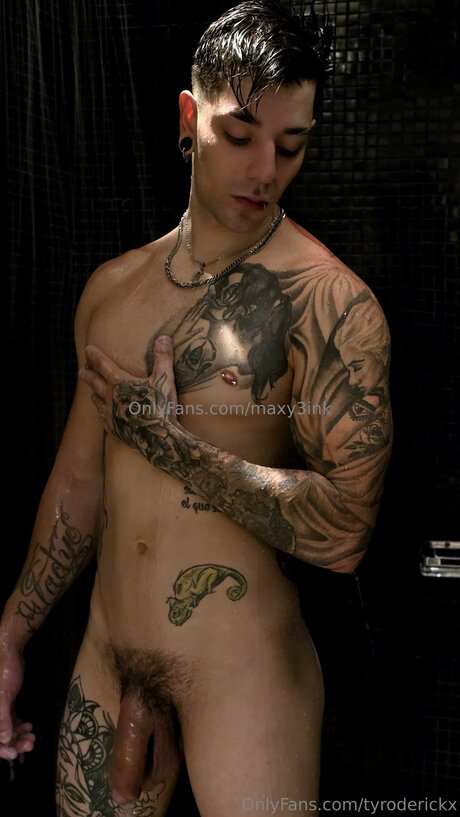 Tyroderickx sexy pornografische foto