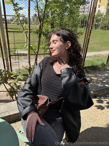 Tsrosiecandy nackt kunst galerien