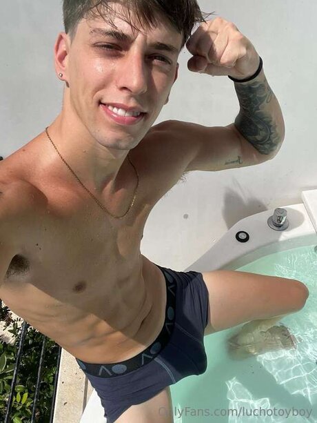 Luchotoyboy erwachsene erotische bilder