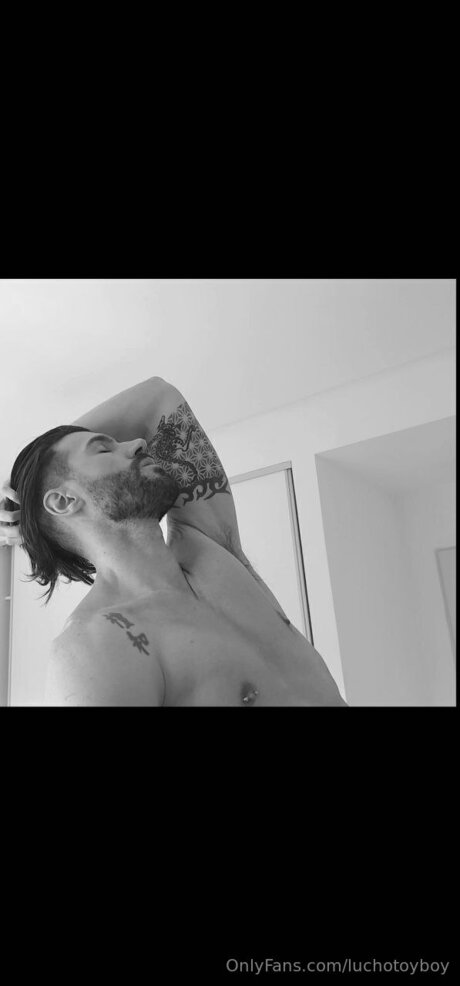 Luchotoyboy erwachsene sexy foto