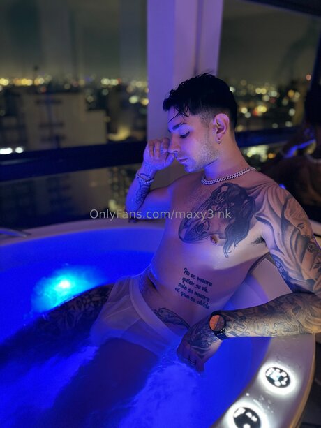 Maxy3ink xxx akt bilder