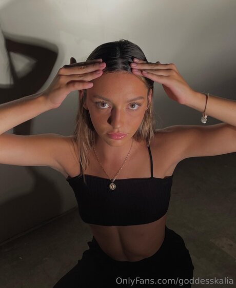 schlampenfrau onlyfans exklusive heiße bild