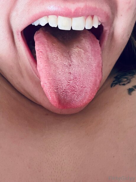 Bellathecat pornostar nette foto