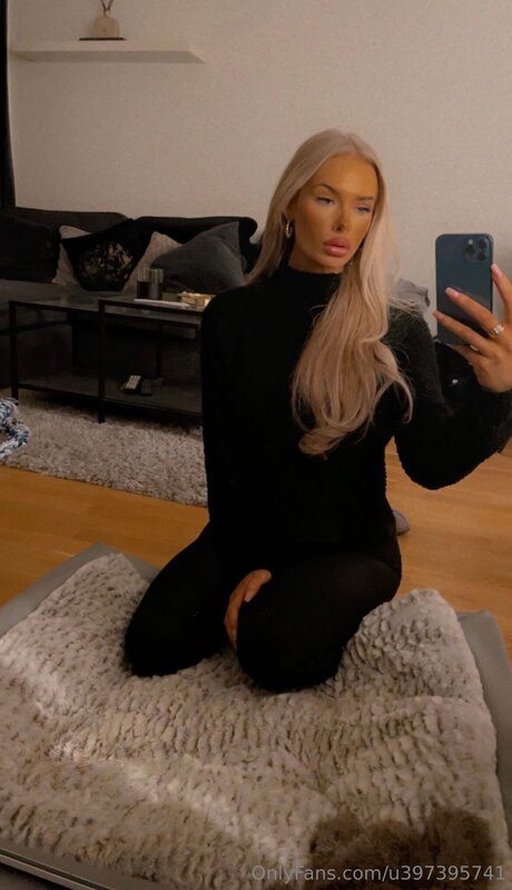 Josefinebeauty nackt kostenlose bild