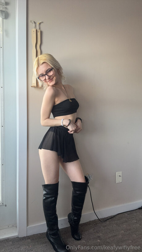 Keafywifiyfree pornostar nette bilder