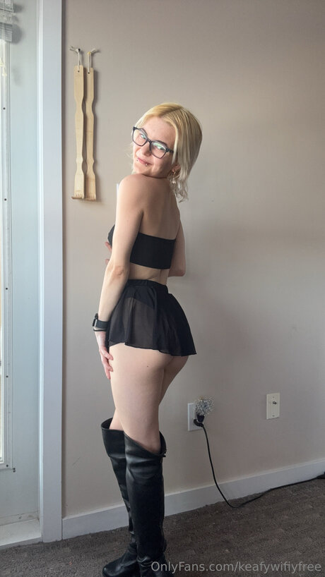 Keafywifiyfree erotische kunst bild