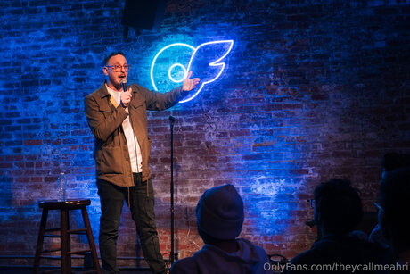 Theycallmeahri kostenlose exklusive galerien