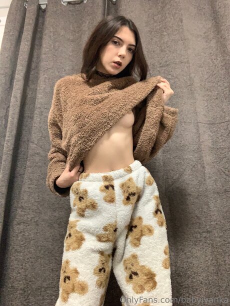 Babyivanka hübsche nackt bilder