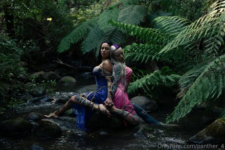 Panther 4 schauspielerin top fotos