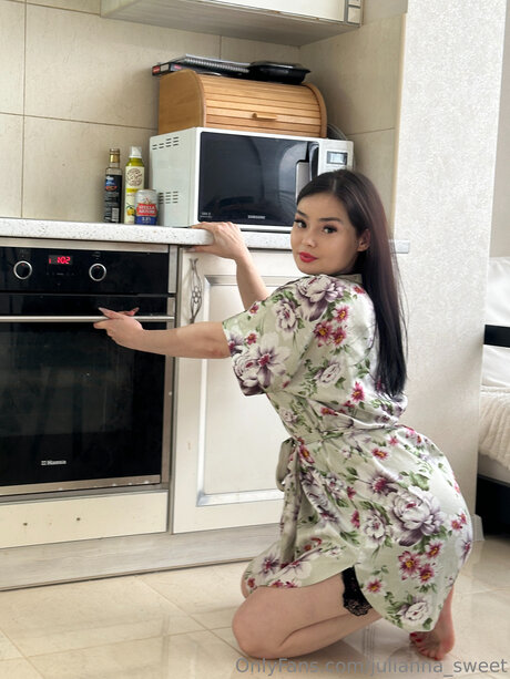 Julianna Sweet kunst erotische archiv