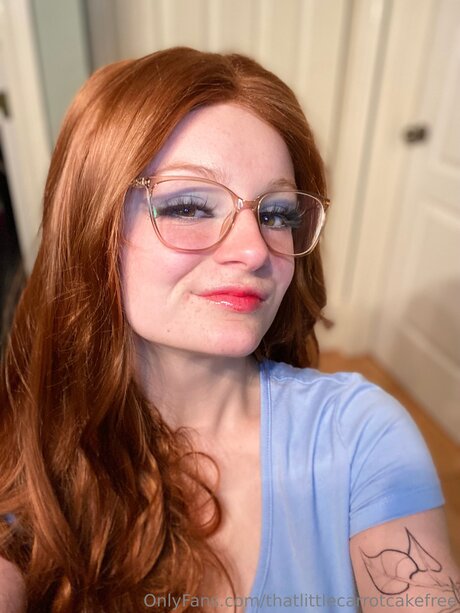 Thatlittlecarrotcakefree nackte pornostar archiv