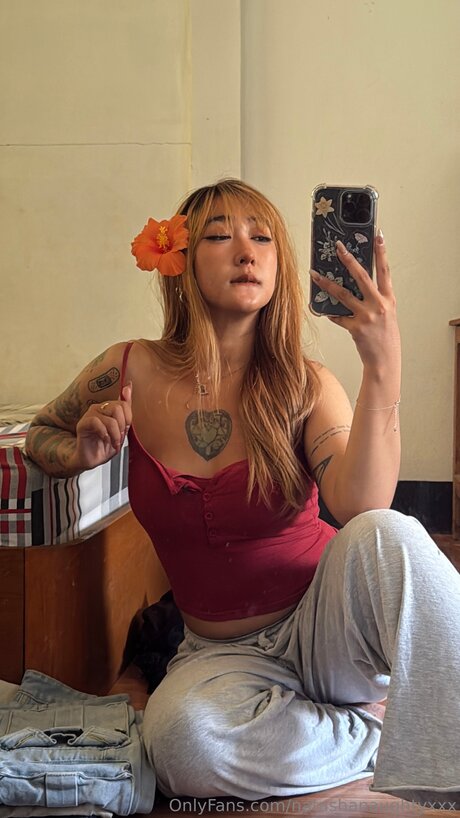 Natashanaughtyxxx nackten pornostar bild