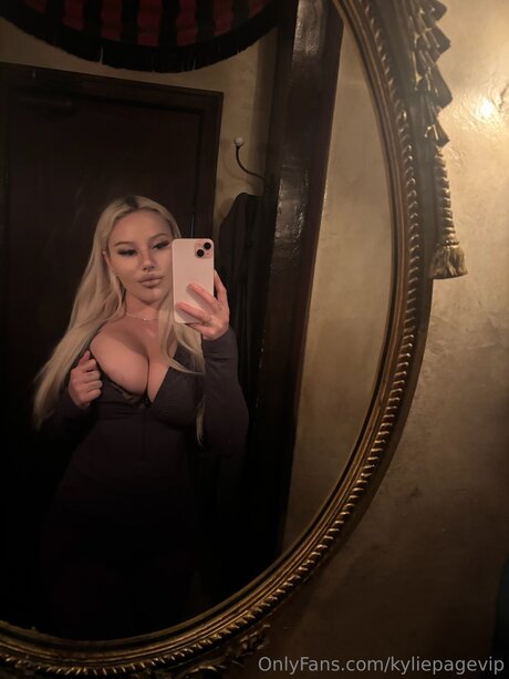Kyliepagevip kostenlose nackte bild