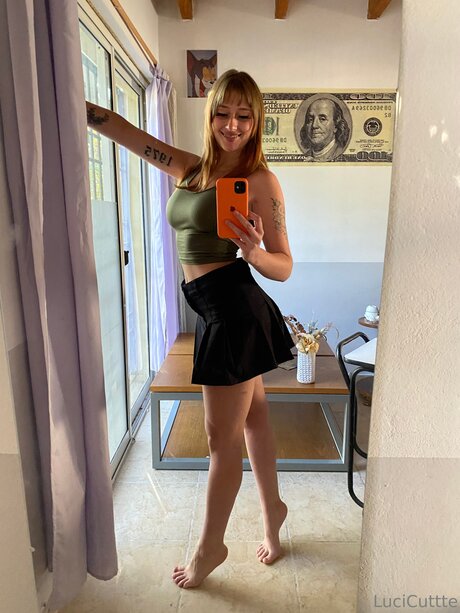 Lucicuttte heiße sex bild