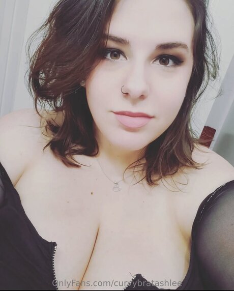 Curvybratashlee schauspielerin nackte galerie