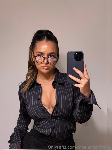 Mbelangerfrisina schauspielerin schöne fotos