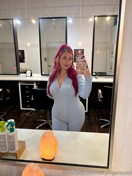 Tittyingaround kunst freie fotos