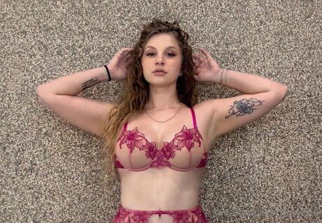 Ivyandrews schöne erotische bild