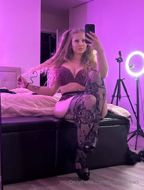 Ivyandrews sexy nackten galerien