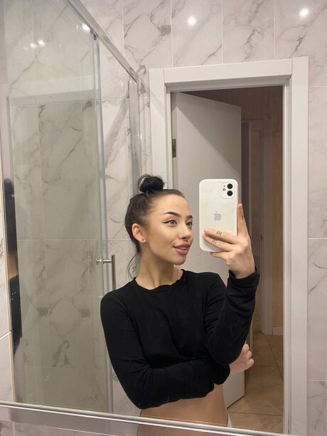 Xoxo Chloee porno kostenlose fotos