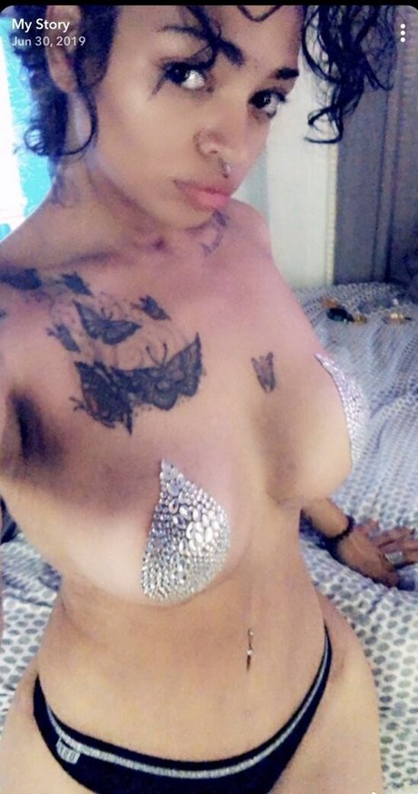 Priceless Nina perfekte erotische foto