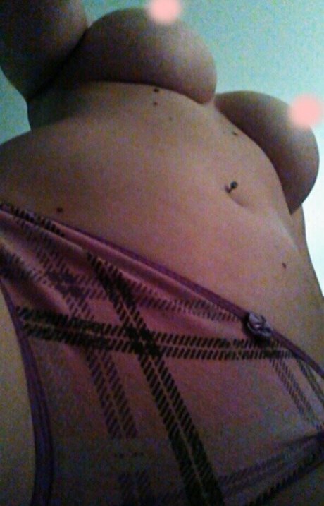 Alice White erwachsene akt archiv