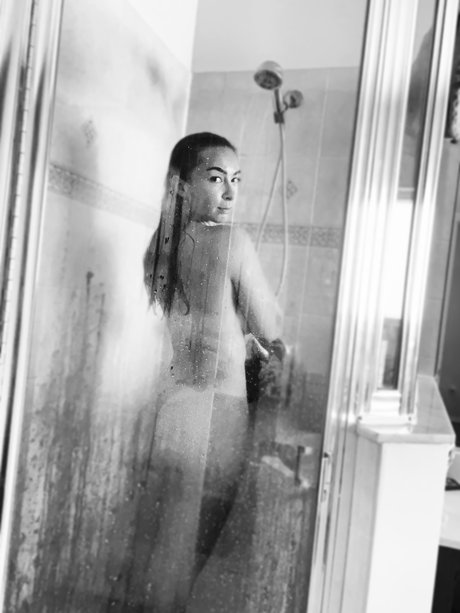 RhiCosplay top hd bild