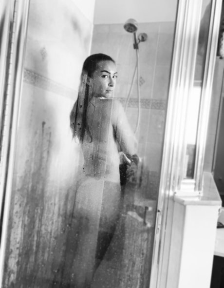 RhiCosplay pornostar nackt archiv