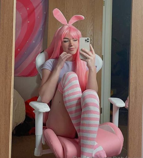 KatyLouise top sexy bilder