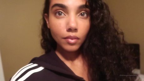 Sweet Lulu TV pornostar hd archiv