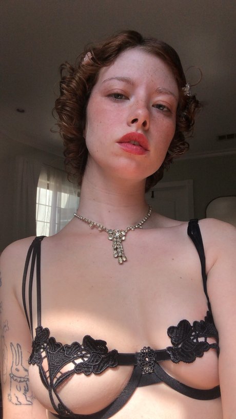 _Chloe Woodard hübsche heiße galerien