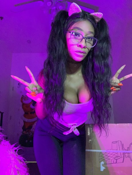 Lexi Slade exklusive nackten bilder