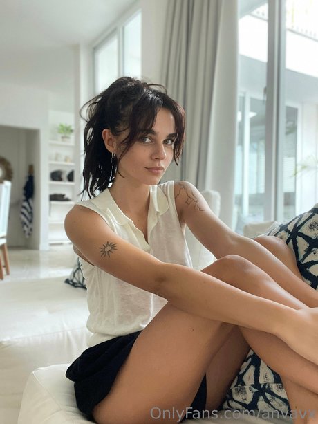 Ana Vavx heiße porno bild