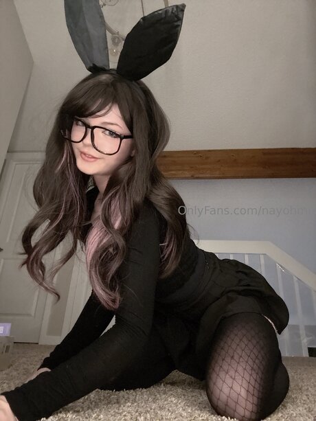 Nayohmii sexy porno bild