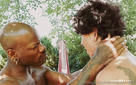 Thebishopblack3000 xxx nackten fotos