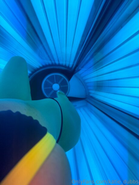 Katie Dubbs kunst nackten galerien