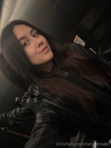 Tanyabahtinafree perfekte pornografische foto