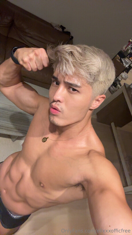 Elixxxofficfree beste akt bild