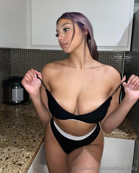 Sofiaa Mila porno nackten bild